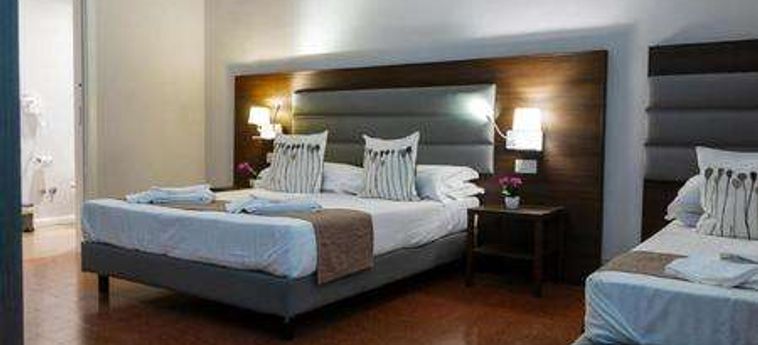 Hotel Re Vittorio De Luxe Accomodations Messina: Foto 