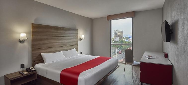 Hotel City Express Plus Insurgentes Sur:  MEXICO CITY