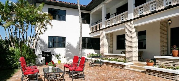 Miami Whitehouse Apartments:  MIAMI BEACH (FL)
