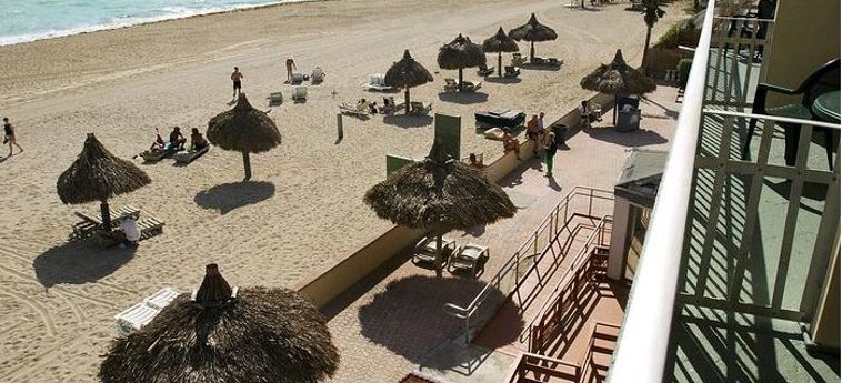 Days Hotel Thunderbird Beach Resort:  MIAMI BEACH (FL)