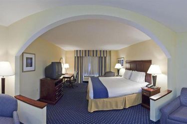 Hotel Holiday Inn Express & Suites Middleboro Raynham:  MIDDLEBORO (MA)