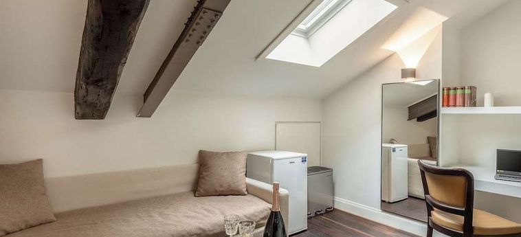 Allegroitalia Penthouse Montenapoleone Milan - Lombardia: Photo 