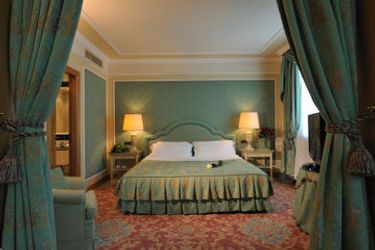 Hotel Royal Garden:  MILAN