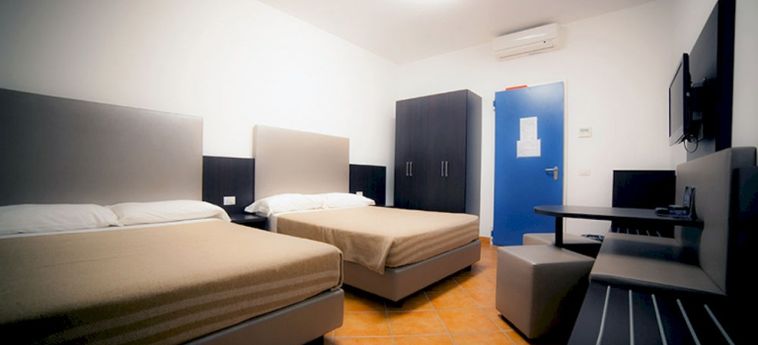 New Generation Hostel Chic Sempione:  MILAN