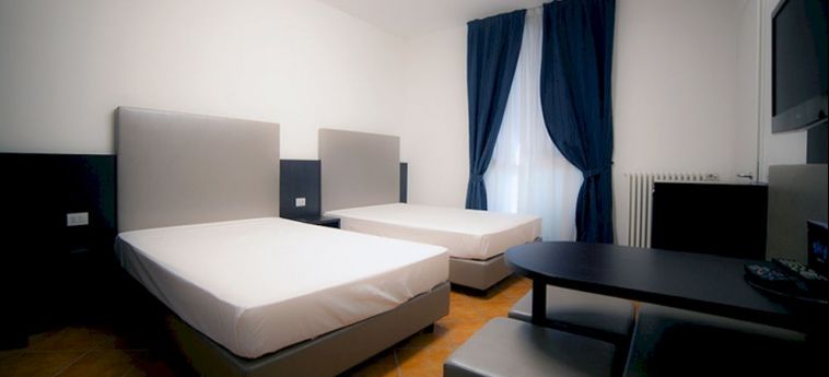 New Generation Hostel Chic Sempione:  MILAN