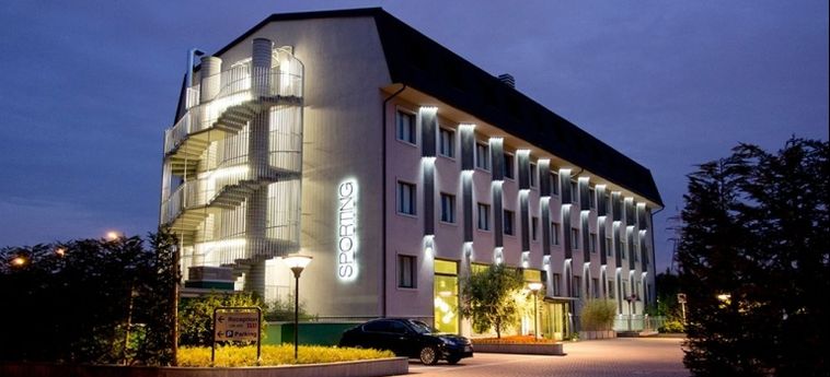 Hotel Sporting Cologno:  MILÁN
