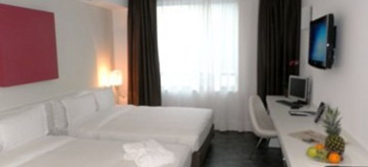 Ih Hotel Milano Lorenteggio:  MILAN