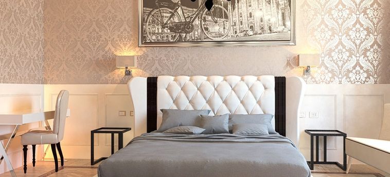 Hotel Duomo Rooms:  MILAN