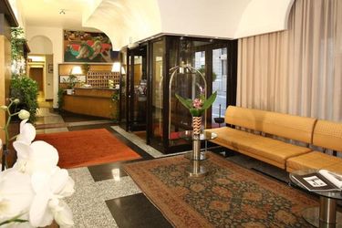 Hotel Sanpi:  MILAN