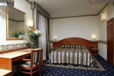 Mokinba Hotels Baviera:  MILAN