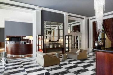 Hotel Sheraton Diana Majestic:  MILAN