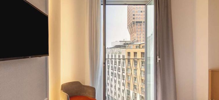 B&Amp;B Hotel Milano Duomo Velasca Milano - Lombardia: Foto 
