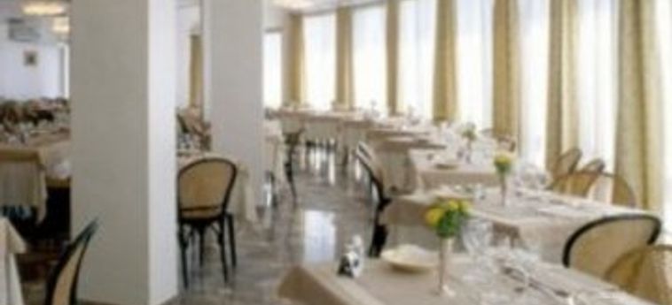 Hotel Torremaura:  MILANO MARITTIMA - RAVENNA