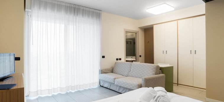 Hotel Camplus Living Turro:  MILANO
