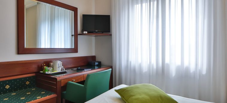 Hotel Astoria, Sure Collection By Best Western:  MILANO
