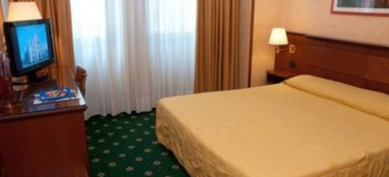 Hotel Windsor:  MILANO