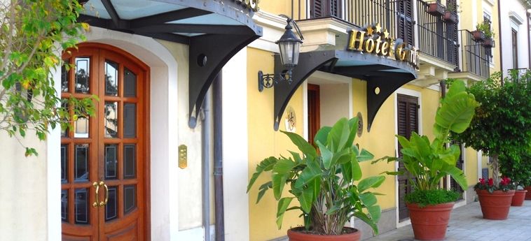 Hotel Garibaldi:  MILAZZO - MESINA