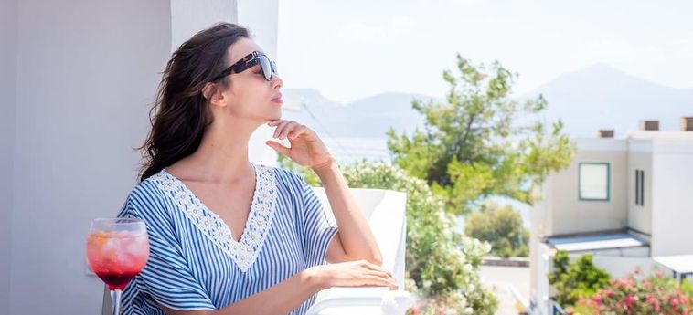 Hotel White Rock Milos Suites Milos : Photo 