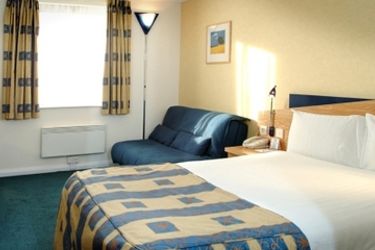 Hotel Holiday Inn Express Milton Keynes:  MILTON KEYNES