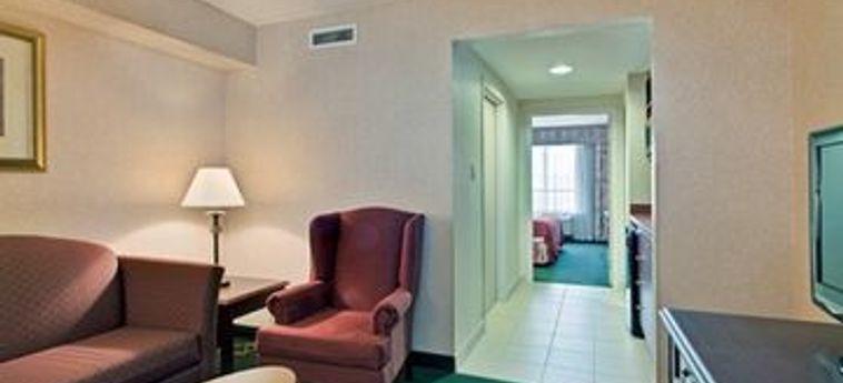 Holiday Inn Express Hotel & Suites Milton:  MILTON