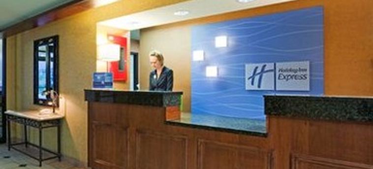 Holiday Inn Express Hotel & Suites Minneapolis (Golden Valley):  MINNEAPOLIS (MN)