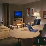 CANDLEWOOD SUITES MINOT 2 Stars