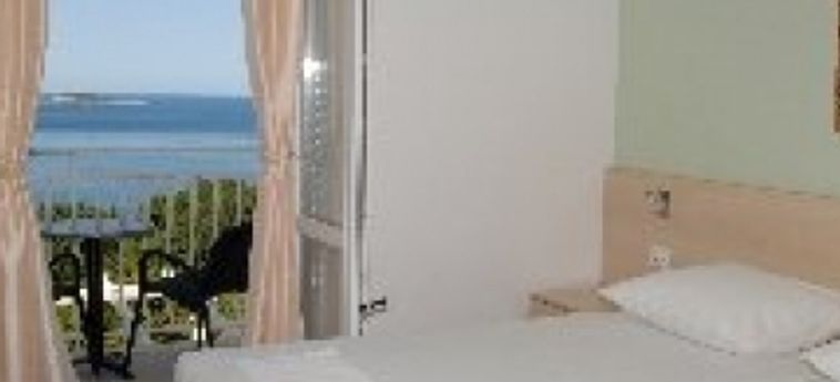 Hotel Villa Samba:  MLINI - DALMATIE