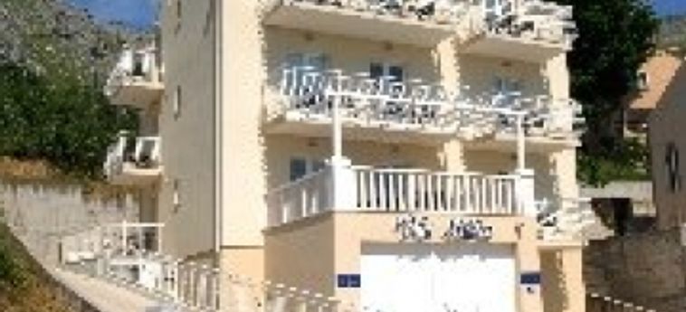 Hotel Villa Samba:  MLINI - DALMATIE