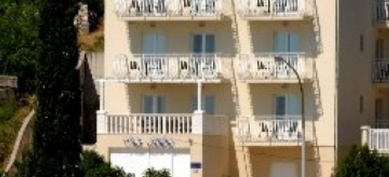 Hotel Villa Samba:  MLINI - DALMATIE