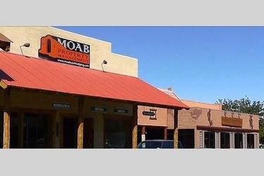 Hotel Moab Lodging Vacation Rentals:  MOAB (UT)