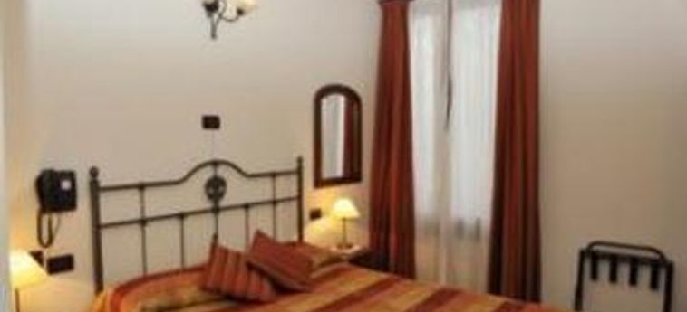 Hotel Locanda Del Mulino:  MODENE