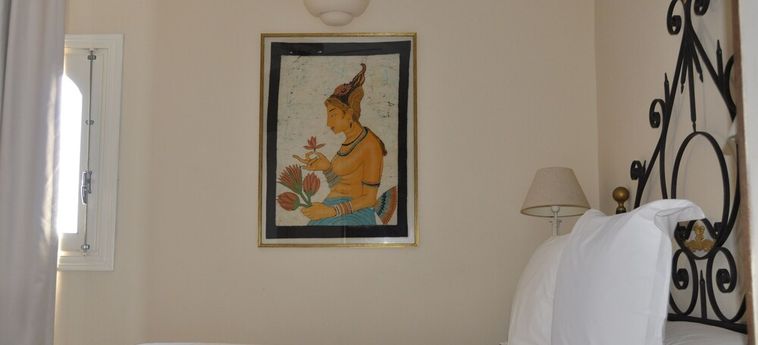 Hotel Mamabels:  MOJACAR