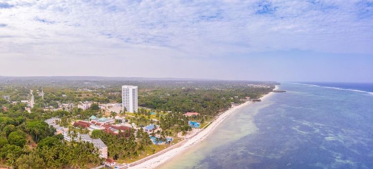 Hotel Sun N Sand Beach Resort:  MOMBASA