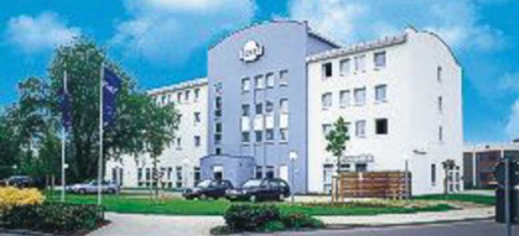 ACHAT HOTEL KOELN - MONHEIM AND APARTMENTS 3 Sterne