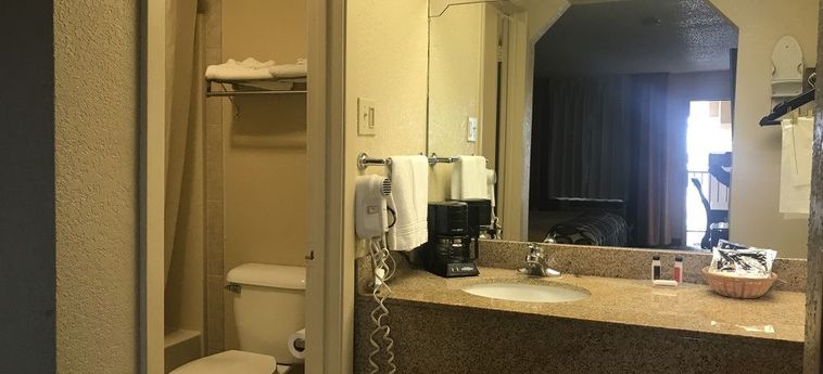 Hotel Super 8 By Wyndham Monroe:  MONROE (LA)