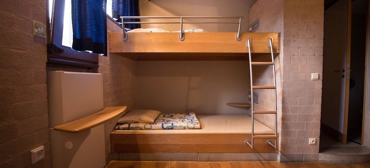 Auberge De Jeunesse De Mons - Hostel Mons Bergen: Foto 