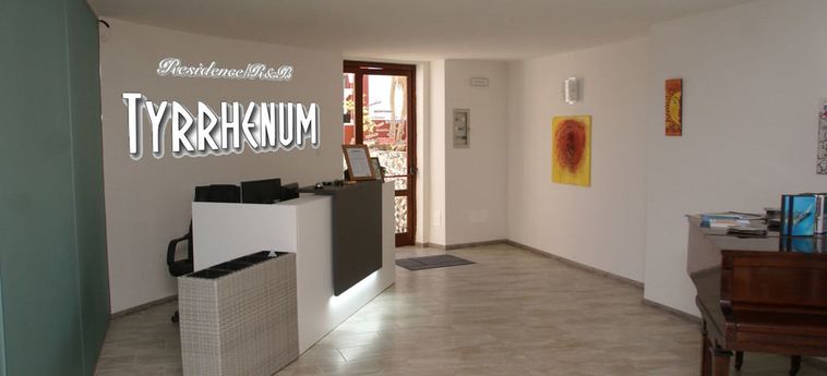 Hotel Tyrrhenum:  MONTE DI PROCIDA - NAPLES
