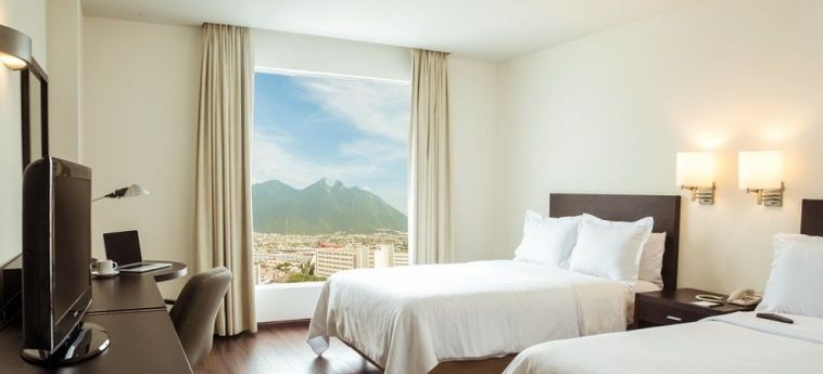 Hotel Fiesta Inn Monterrey Tecnológico:  MONTERREY