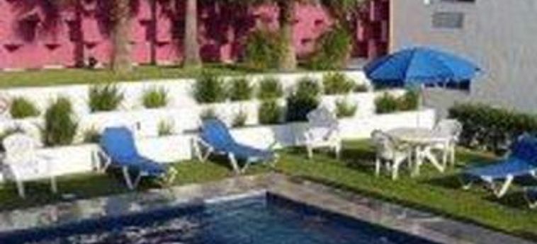 Hotel Comfort Inn Monterrey Valle:  MONTERREY