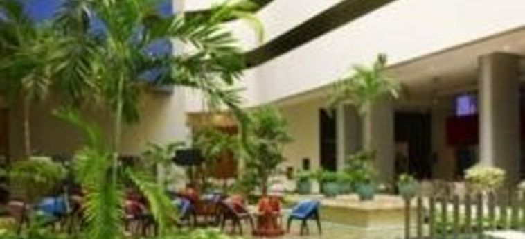Hotel Holiday Inn Parque Fundidora:  MONTERREY