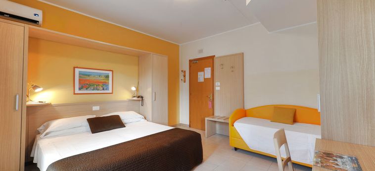 Hotel  Sole:  MONTESILVANO - PESCARA