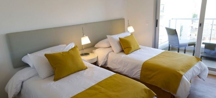 Hotel 1.4 Mérit Montevideo Apart & Suites:  MONTEVIDEO