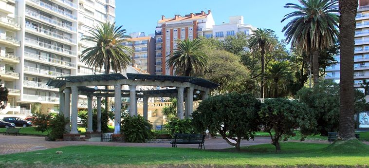 Hotel Pocitos Plaza:  MONTEVIDEO
