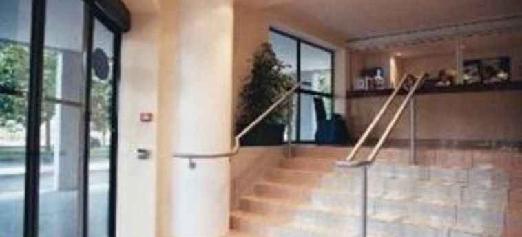 Hotel Madame Vacances Residence Les Consuls De La Mer:  MONTPELLIER
