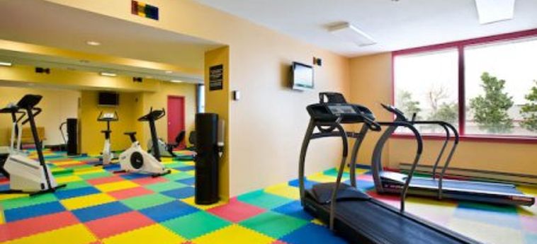 Hotel Park Inn & Suites Montreal Airport:  MONTREAL