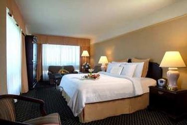 Hotel Doubletree By Hilton Montreal:  MONTREAL