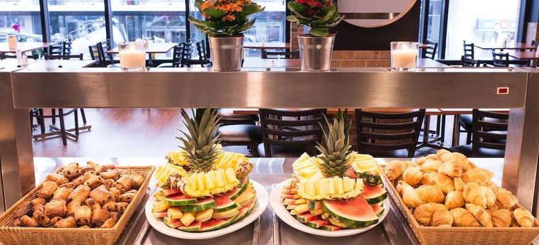 Hotel Travelodge By Wyndham Montreal Centre Montreal: Foto 