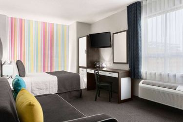 Hotel Travelodge By Wyndham Montreal Centre Montreal: Photo 