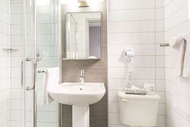 Hotel Travelodge By Wyndham Montreal Centre Montreal: Photo 