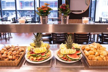 Hotel Travelodge By Wyndham Montreal Centre Montreal: Photo 